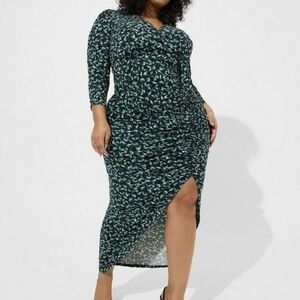 Torrid NWT Maxi Stusio Knit High Low Dress - "Watercolor" Pattern